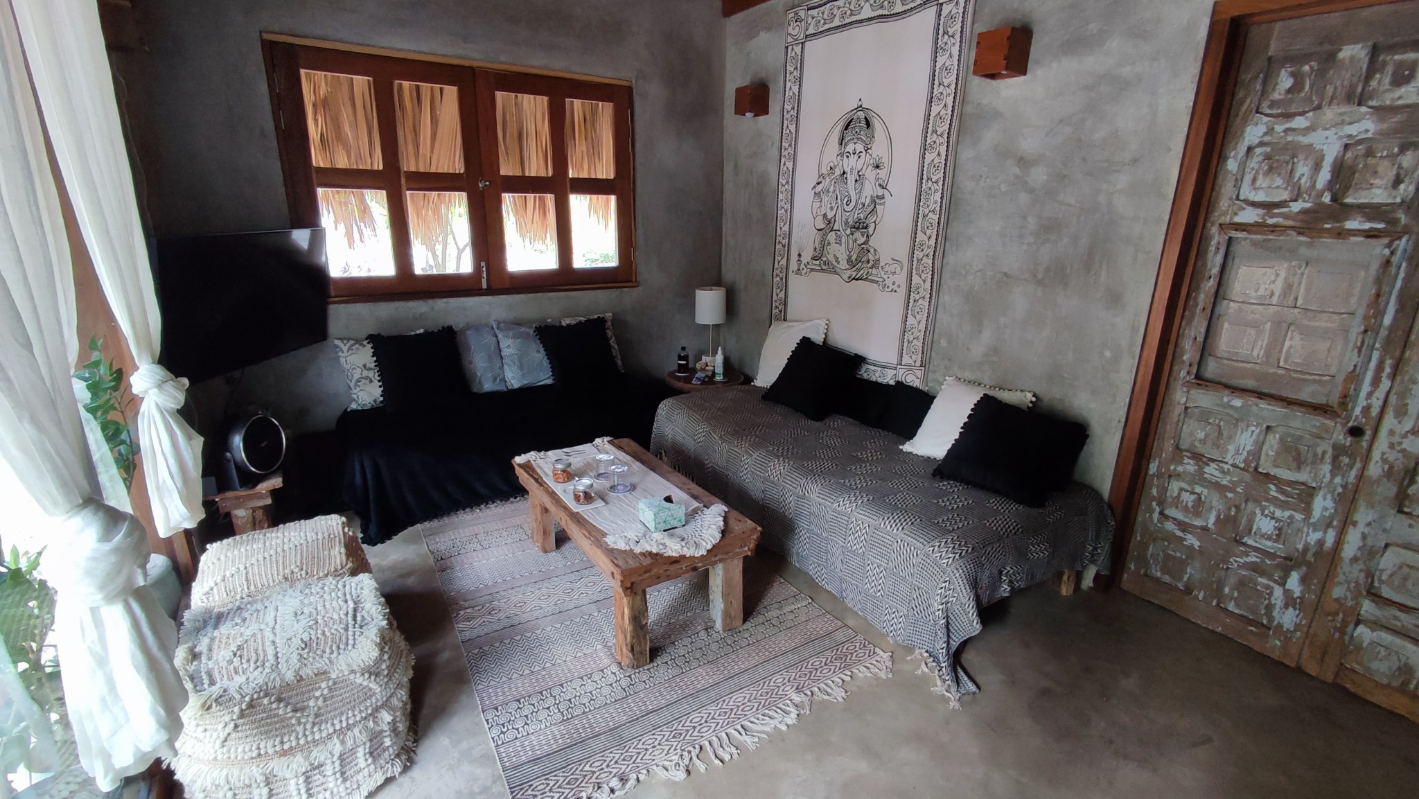 Lounge – interior