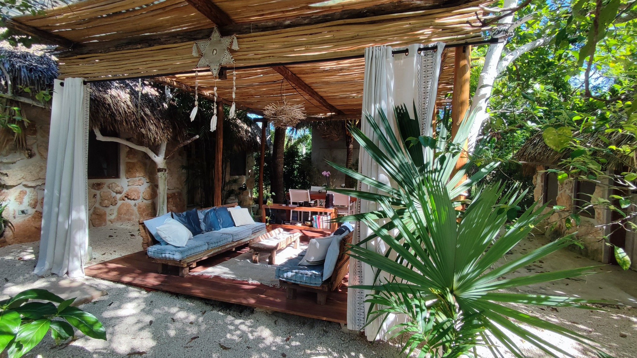 Pergola lounge